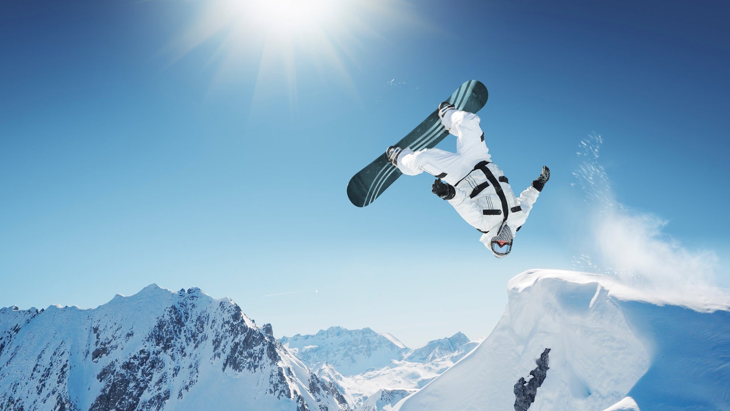 美加墨世界杯焦点战，当马刺淘汰太阳的战术智慧照亮绿茵场