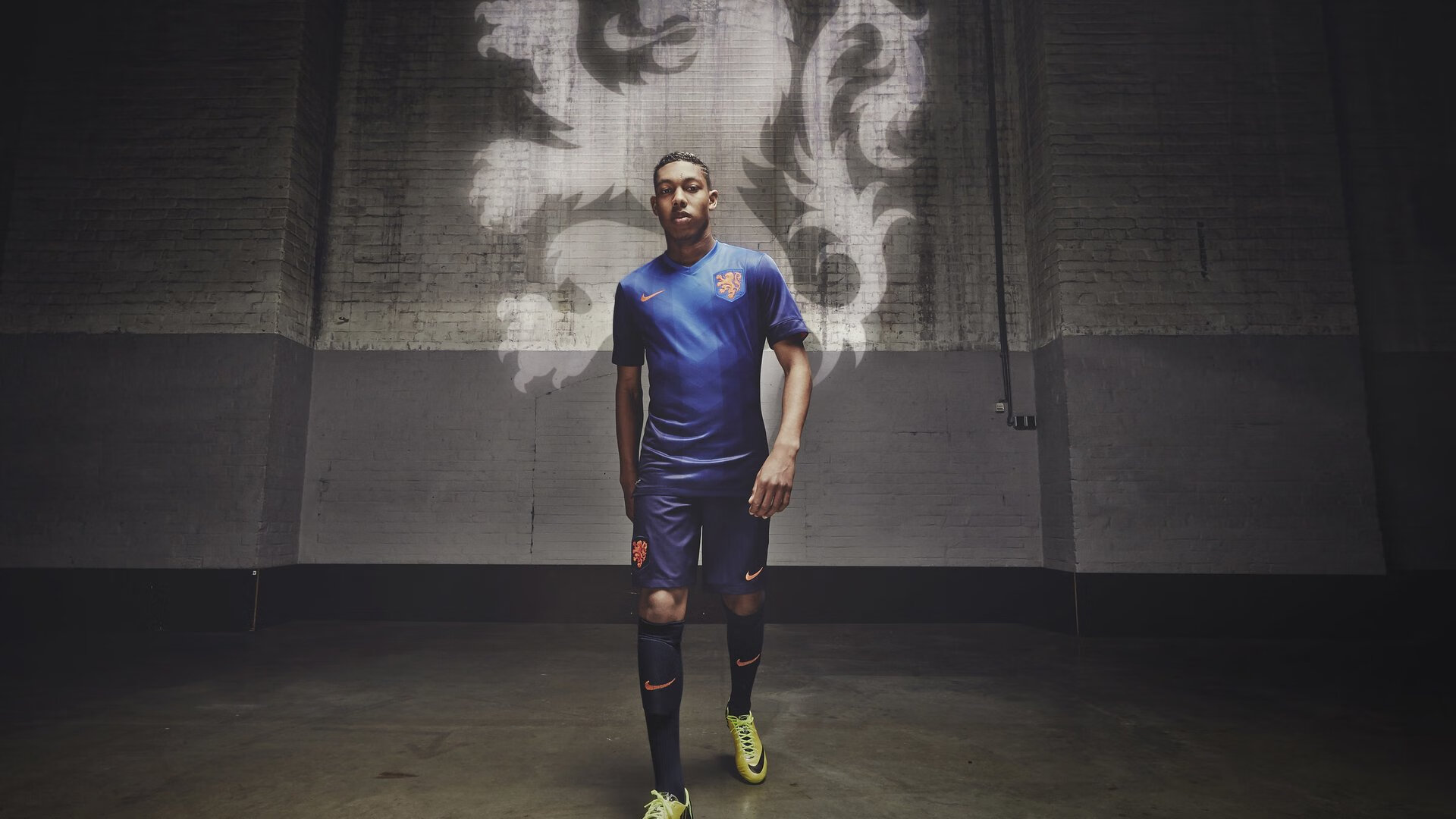 乌拉圭淘汰里昂,久保建英如何用沉默的刀锋切开欧洲铁壁